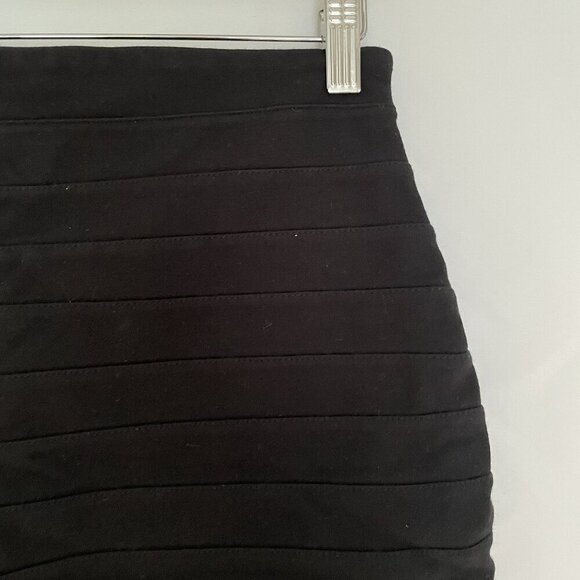 Express Design Studio Black Bandage Mini Skirt Size 4 comfortable business - Picture 2 of 7